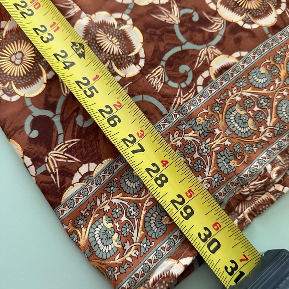 Chelsea & Theodore Wide Leg Brown Floral Pants Size S - Picture 8 of 10